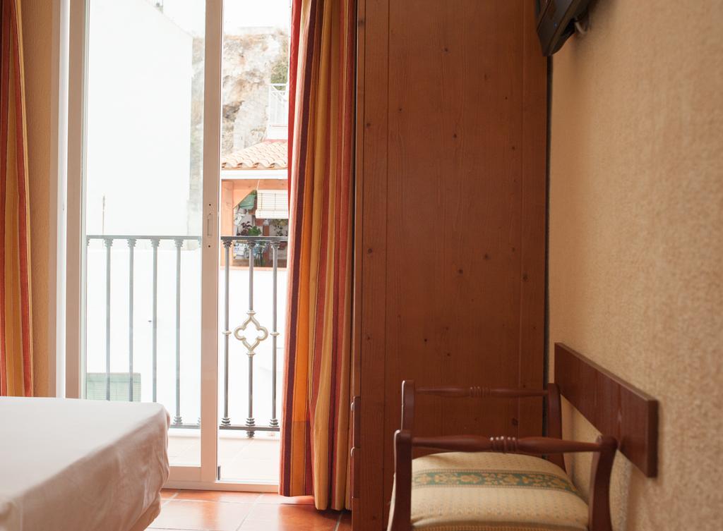 Hostal Jayma Salobreña Zewnętrze zdjęcie