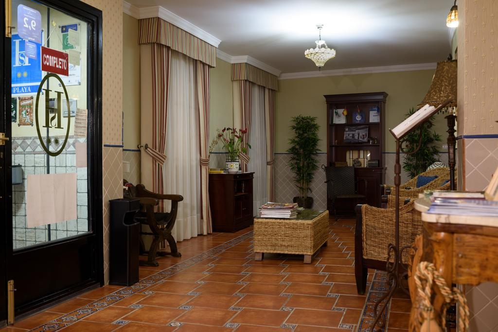 Hostal Jayma Salobreña Zewnętrze zdjęcie