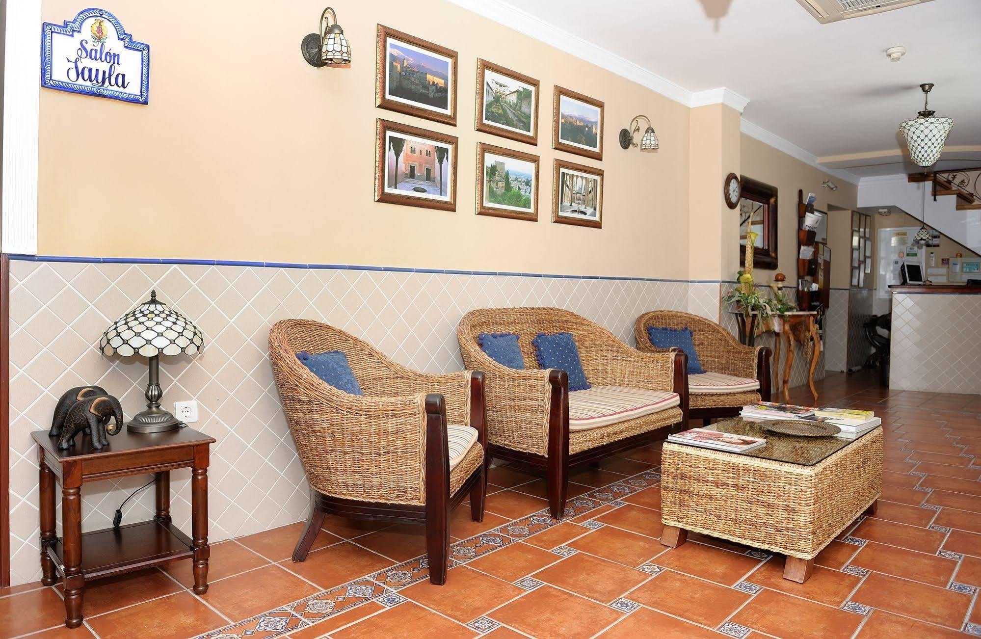 Hostal Jayma Salobreña Zewnętrze zdjęcie
