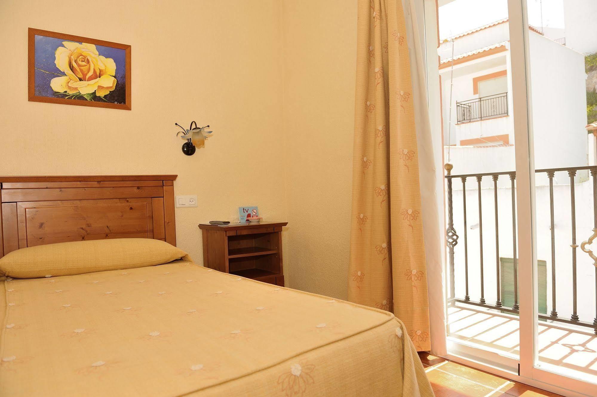 Hostal Jayma Salobreña Zewnętrze zdjęcie